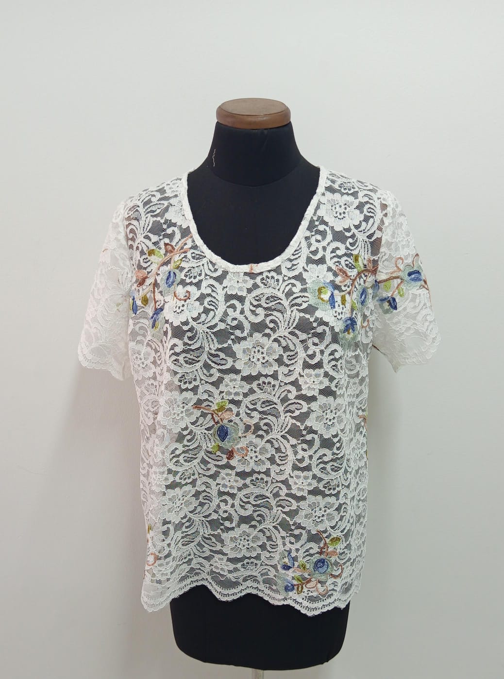 Después de confección de blusa profesional